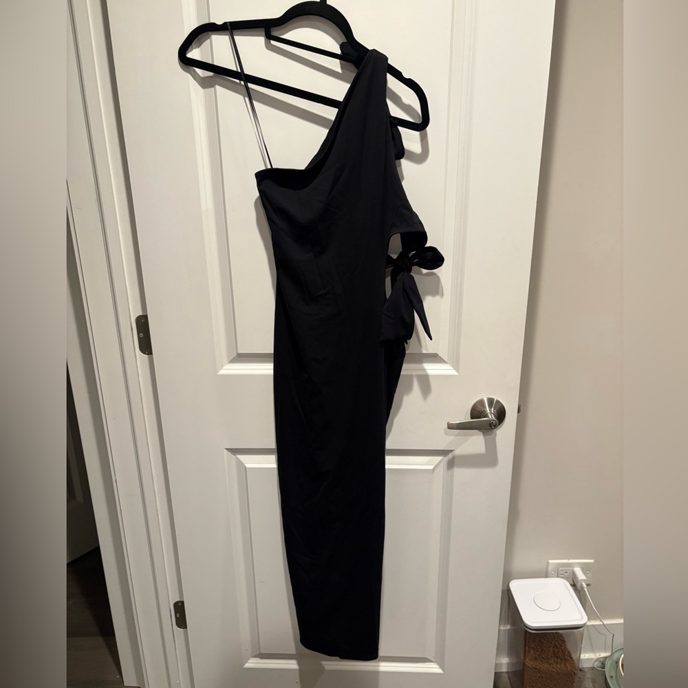 Khy One-Shoulder Cutout Midi Dress - Black
